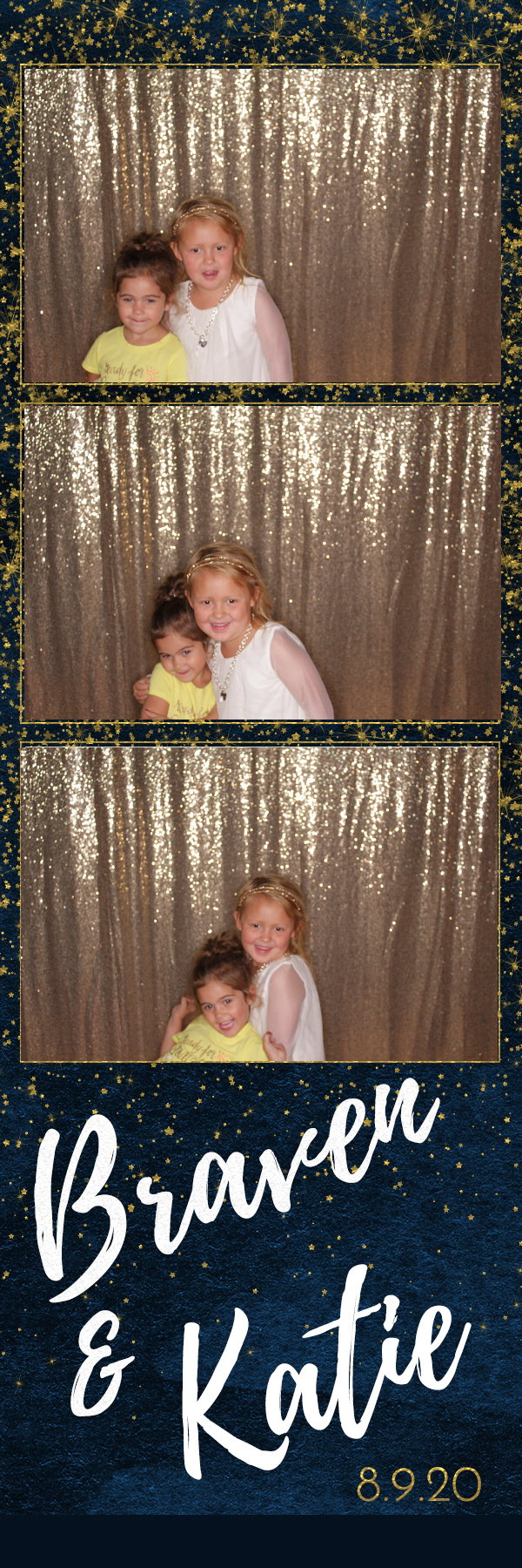 Katie and Braven’s Wedding | View more photos from the event at gallery.photoboothbillings.com/u/PhotoBoothBillings/Katie-and-Braven’s-Wedding